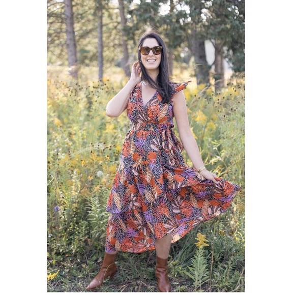 Anthro Mellody Flutter Sleeve Tiered Floral Midi Dress - Picture 12 of 14